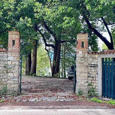 Luxury Lakefront On Maggiore With Private Willa Cerro (Laveno-Mombello)