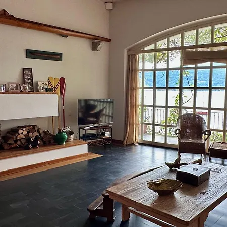 Luxury Lakefront On Maggiore With Private * Cerro (Laveno-Mombello)