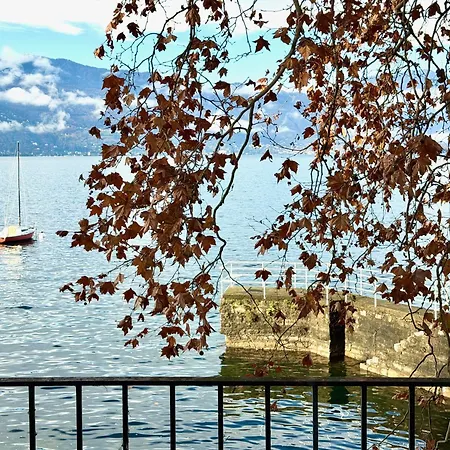 Вилла Luxury Lakefront On Maggiore With Private