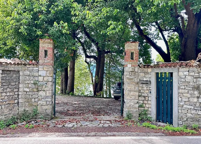 Luxury Lakefront On Maggiore With Private 빌라 Cerro (Laveno-Mombello)